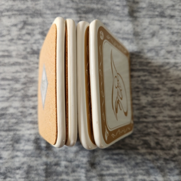 Set of 4 looney tunes ceramic coasters, vintage - Picture 4 of 6